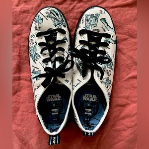Star Wars X TOMS sneakers (never worn) size W7